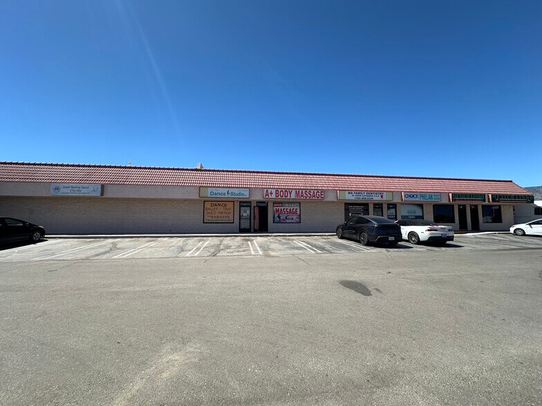 More Photos Of 4351-4485 Phelan Rd, Phelan Unknown For Lease