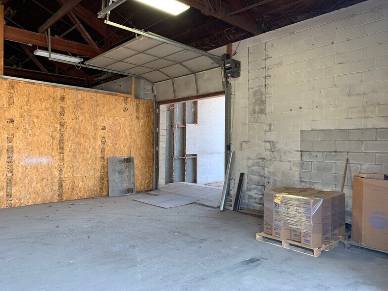 More Photos Of 701 1st St, Farmington Warehouse For Lease