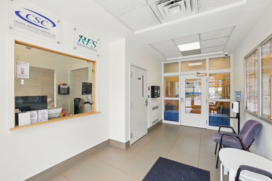 More Photos Of 2150 Lelaray St, Colorado Springs Medical For Lease