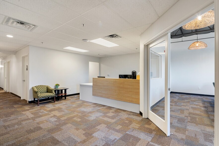 More Photos Of 5207 Young St, Bakersfield Industrial For Sale