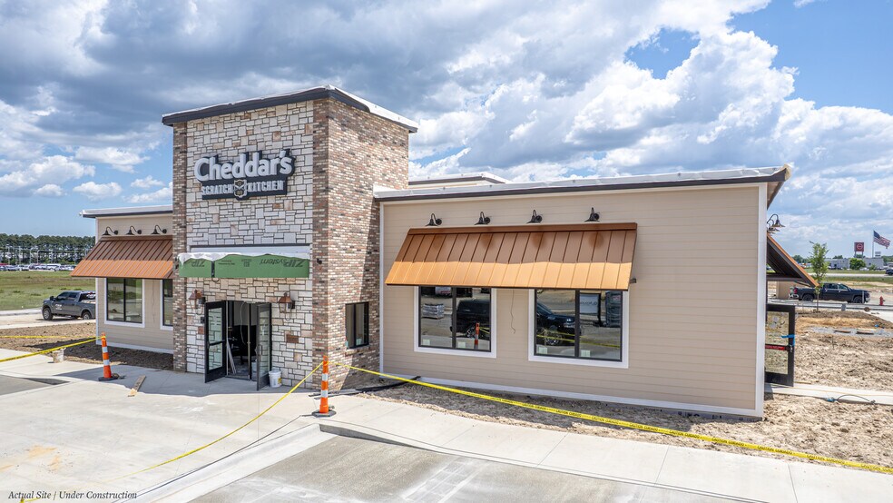 More Photos Of Janet Dr & Beebe Capps Expy, Searcy Freestanding For Sale