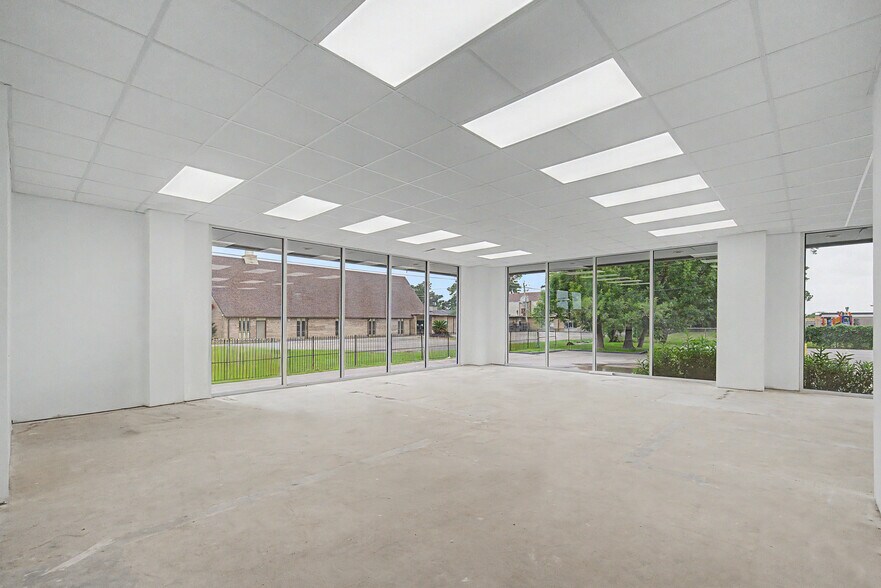 More Photos Of 6915 Antoine Dr, Houston Medical For Lease