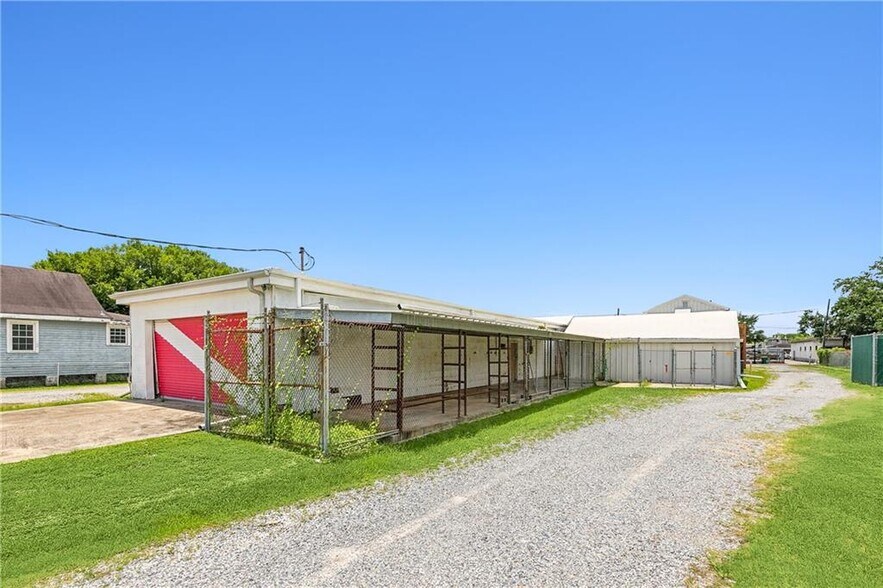 More Photos Of 435 Sala Ave, Westwego Freestanding For Sale