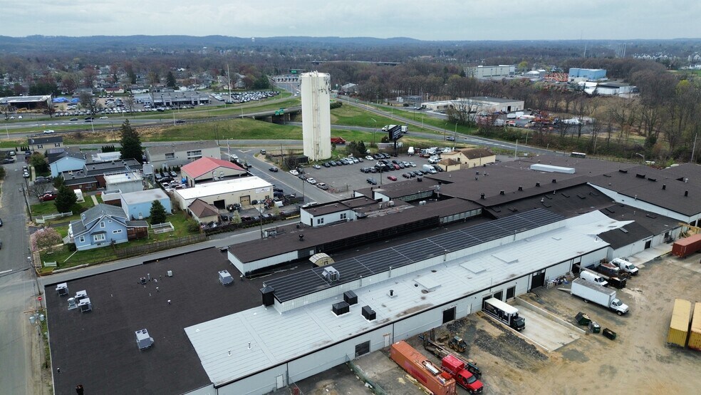 More Photos Of 3 Cass St, Keyport Warehouse For Lease