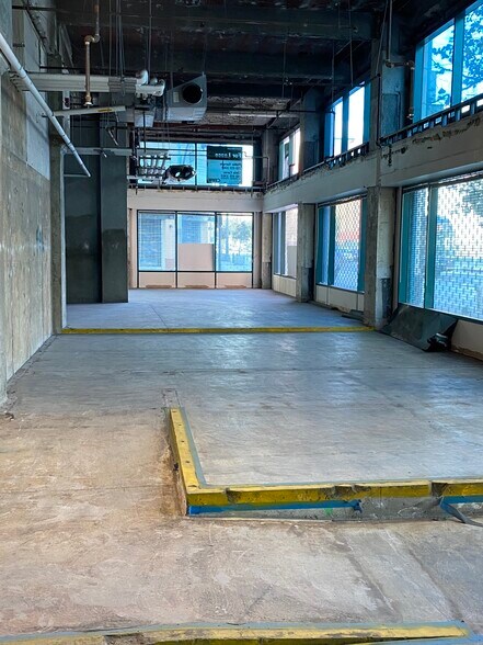 More Photos Of 311 S Spring St, Los Angeles Office For Lease