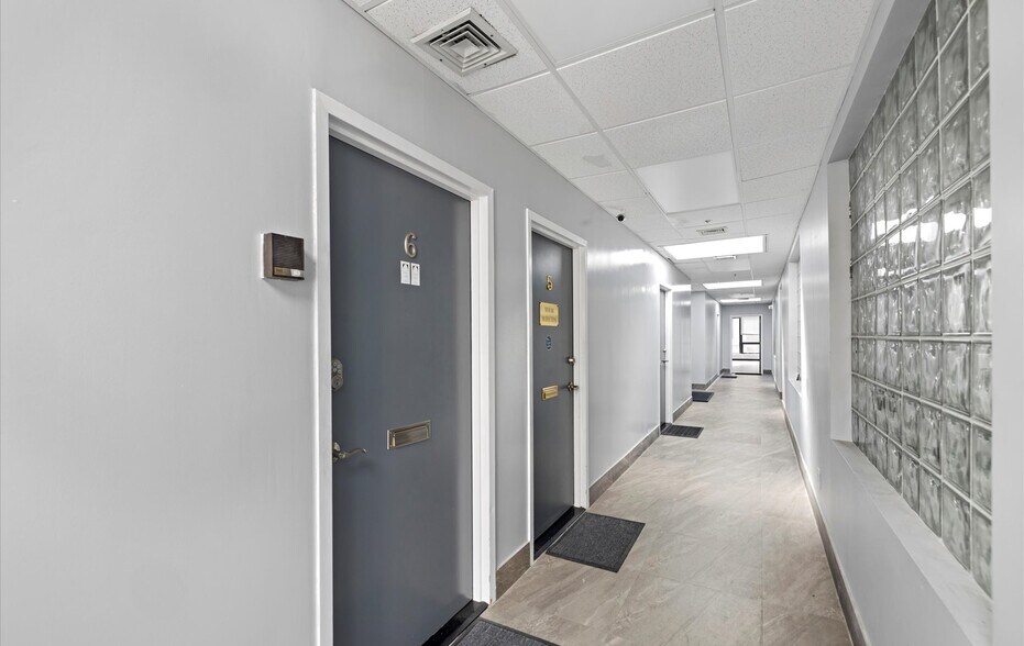 More Photos Of 37-39 Glen St, Glen Cove Office Residential For Sale