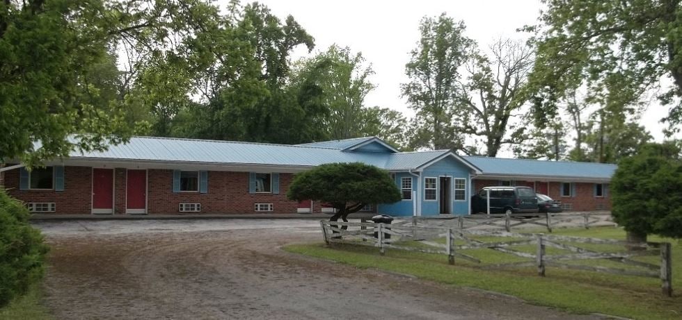 More Photos Of 3155 Huntsville Hwy, Fayetteville Hotel For Sale