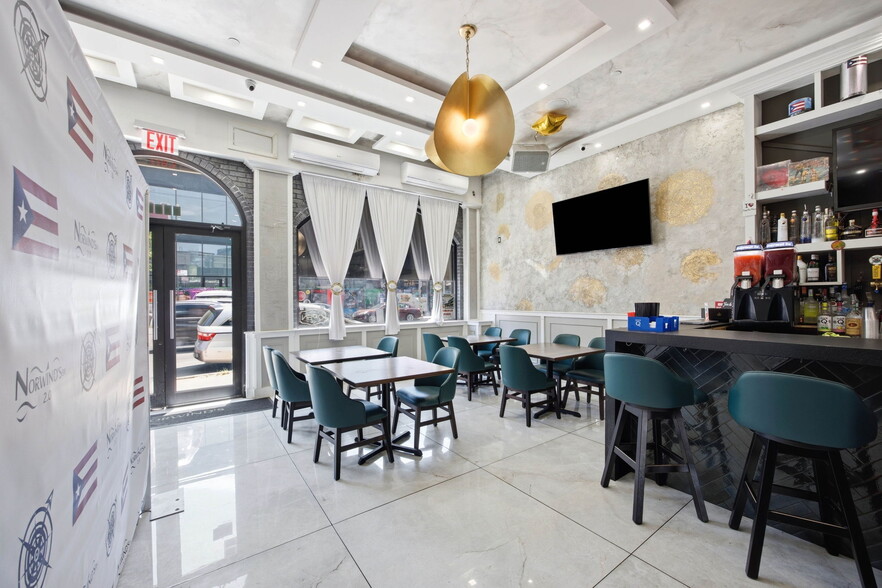 More Photos Of 1041 Flushing, Brooklyn Restaurant For Lease