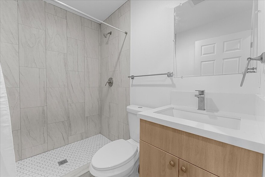 More Photos Of 13406 S Vermont Ave, Gardena Apartments For Sale