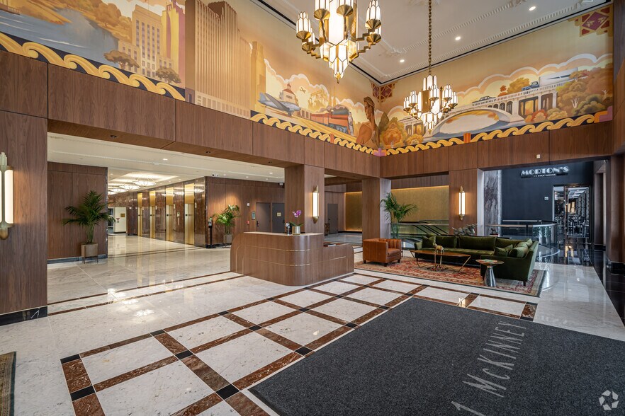More Photos Of 1001 McKinney St, Houston Office Residential For Lease