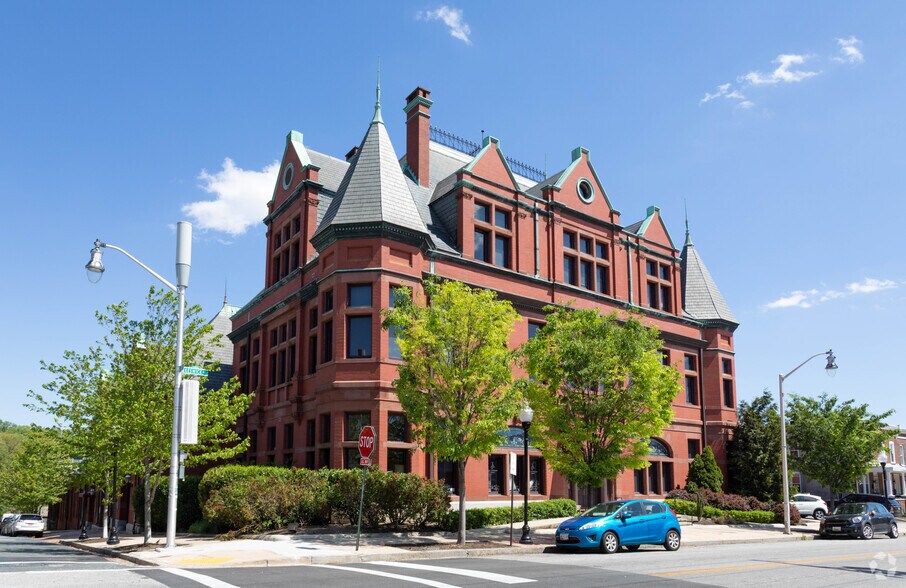 More Photos Of 3355 Keswick Rd, Baltimore Loft Creative Space For Sale