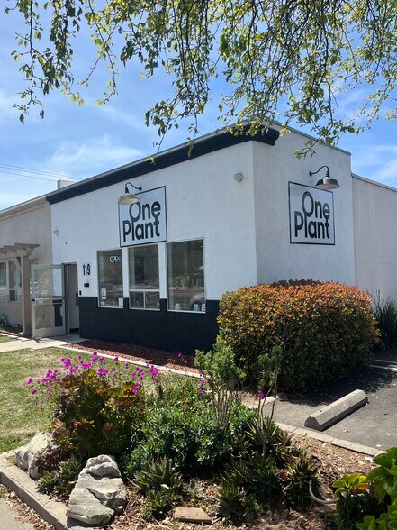 More Photos Of 113-119 N A St, Lompoc Storefront Retail Office For Sale