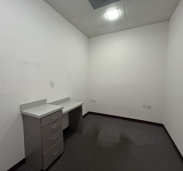 More Photos Of 834 Taraval St, San Francisco Storefront Retail Office For Lease