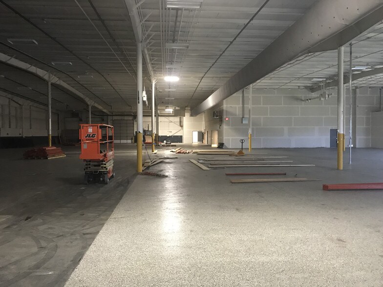 More Photos Of 401 E Conde St, Janesville Warehouse For Sale