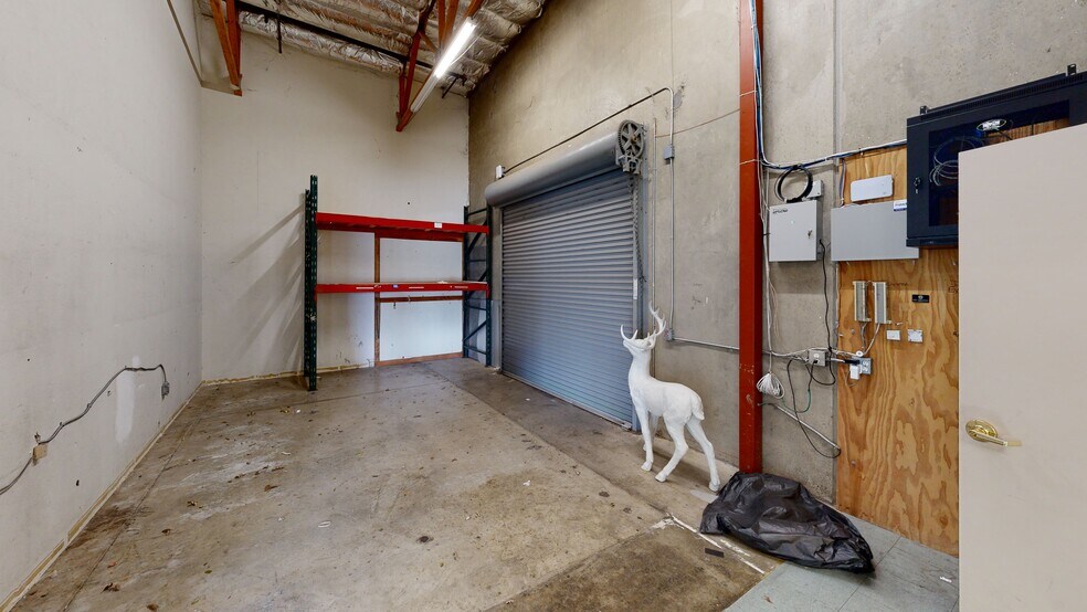 More Photos Of 12190 Tributary Ln, Rancho Cordova Freestanding For Lease