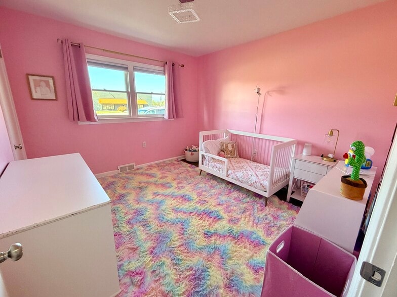 More Photos Of 1400 Pearman Dairy Rd, Anderson Office For Sale