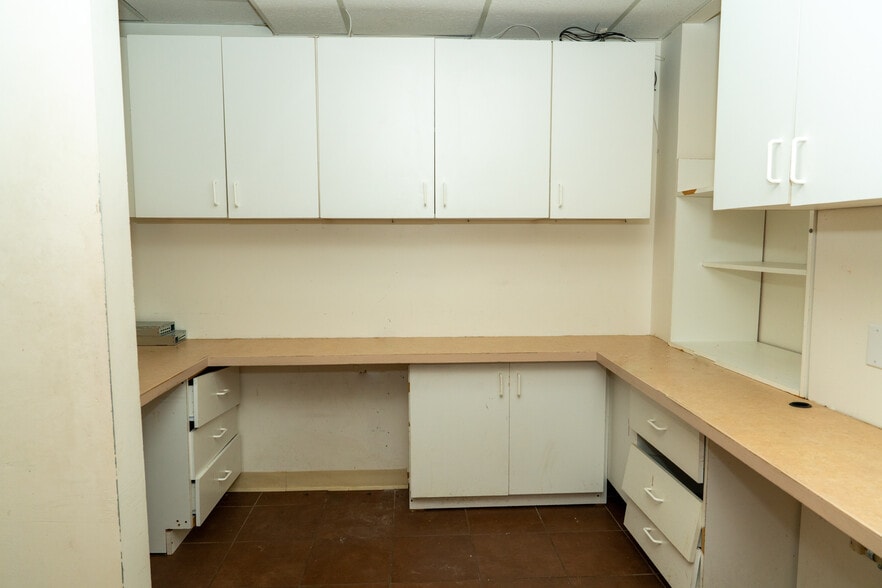 More Photos Of 15-01 Broadway, Fair Lawn Medical For Sale