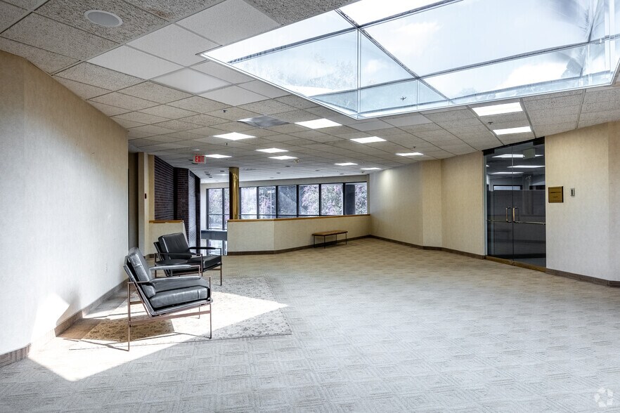 More Photos Of 28 W Grand Ave, Montvale Office For Lease