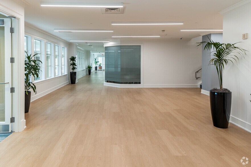 More Photos Of 1501 Yamato Rd, Boca Raton Office For Lease