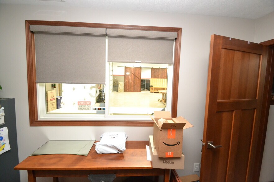 More Photos Of 3247 E State Road 28, Tipton Warehouse For Sale