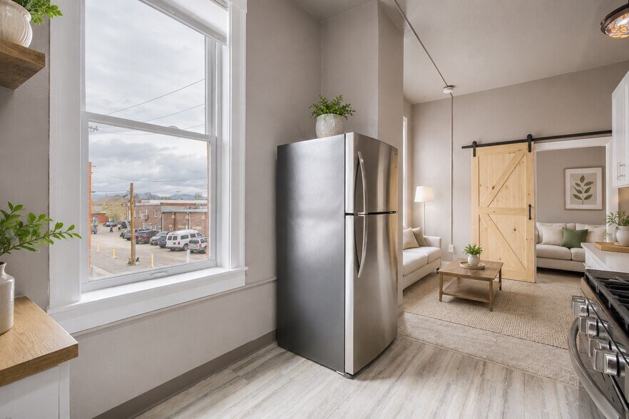 More Photos Of 5630 Webster St, Arvada Storefront For Sale
