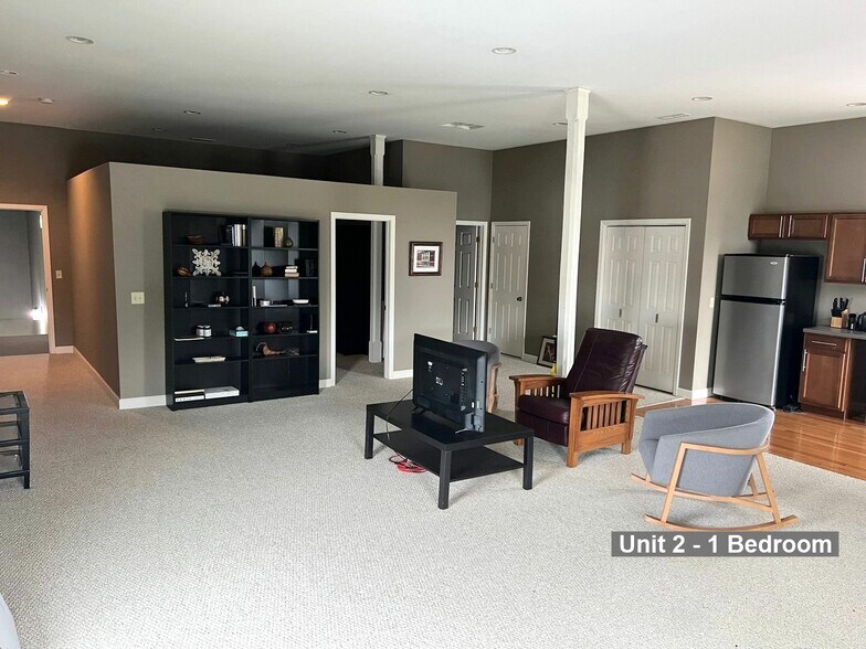 More Photos Of 127 W Taylor St, Grant Park Apartments For Sale
