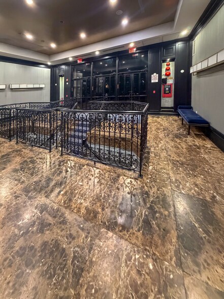 More Photos Of 5902 14th Ave, Brooklyn Office For Sale