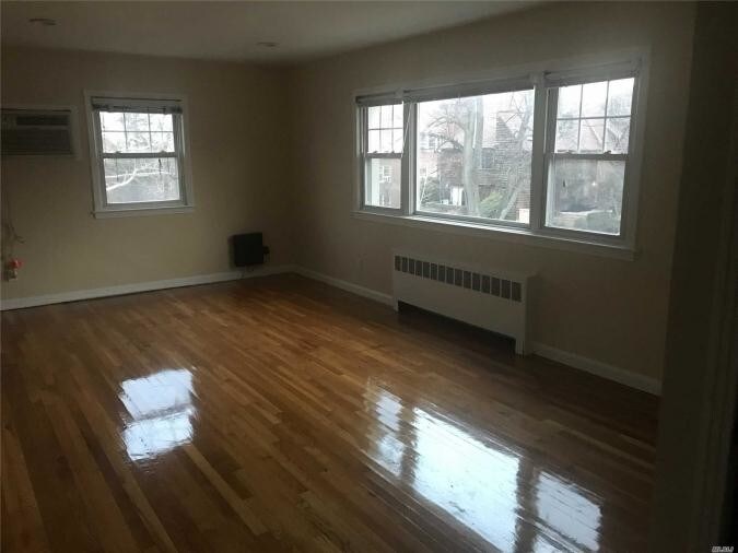 More Photos Of 2 Hill Park Ave, Great Neck Apartments For Sale