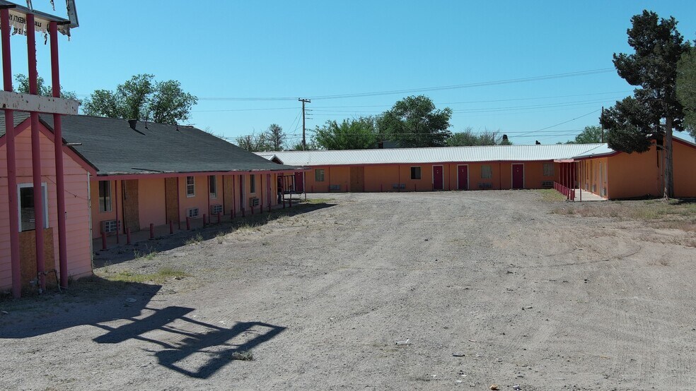 More Photos Of 239 TX-302, Kermit Hotel For Sale