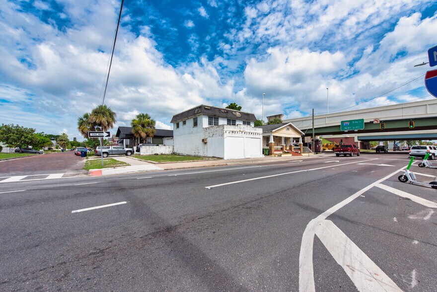 More Photos Of 1406 N Howard Ave, Tampa Office For Sale