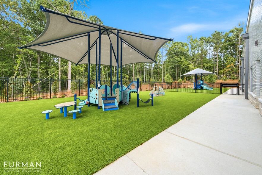 More Photos Of 1240 Newnan Crossing Blvd E, Newnan Daycare Center For Sale