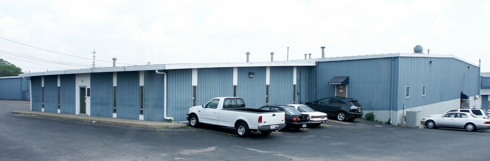 More Photos Of 5000 Harding Pl, Nashville Showroom For Lease