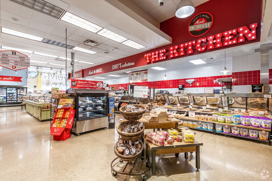 More Photos Of 7530-7596 Fredle Dr, Concord Township Storefront For Lease