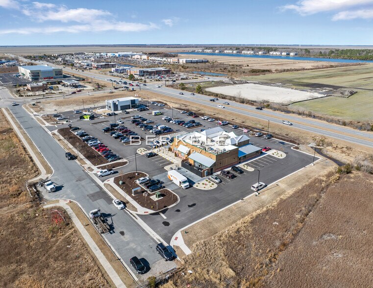 More Photos Of 3720 Patrick Way, Elizabeth City Restaurant For Sale