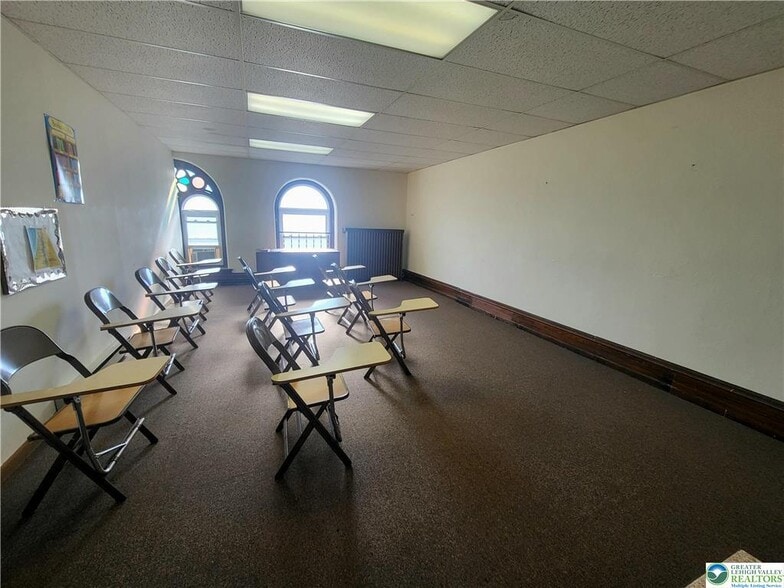 More Photos Of 425-429 Walnut St, Catasauqua Religious Facility For Sale