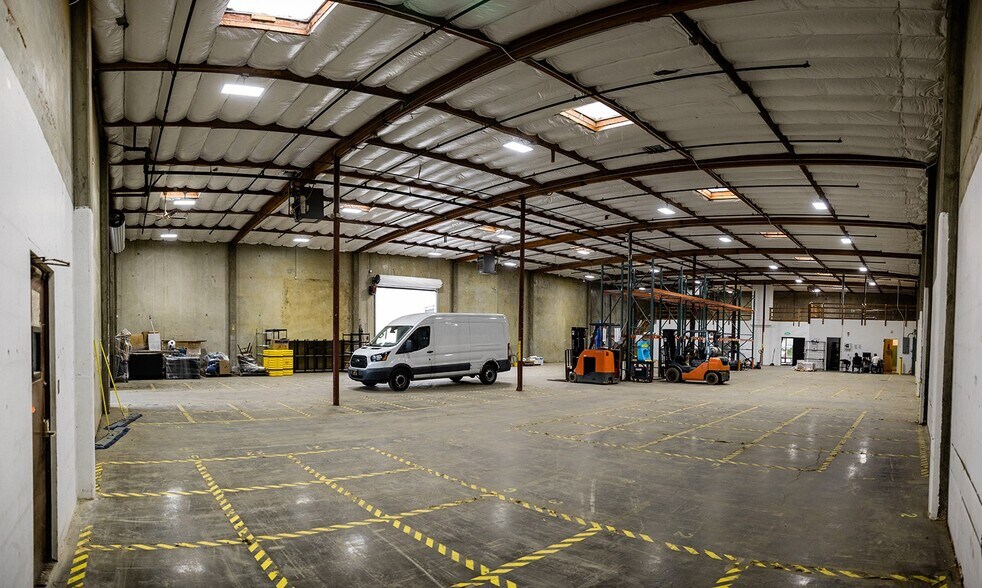 More Photos Of 962 Kaiser Rd, Napa Warehouse For Sale