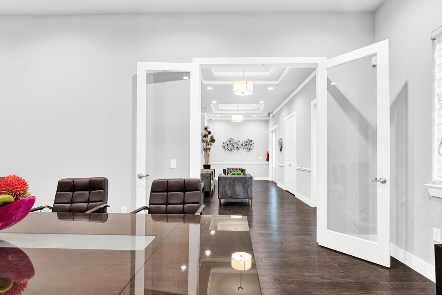 More Photos Of 4425 Plano Pkwy, Carrollton Office For Lease