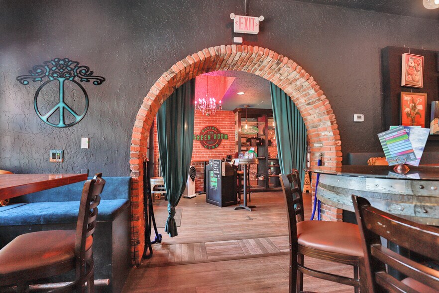 More Photos Of 251-253 Main St, Placerville Restaurant For Sale