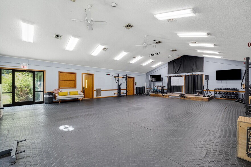 More Photos Of 41 Tucker Rd, Black Mountain Religious Facility For Sale