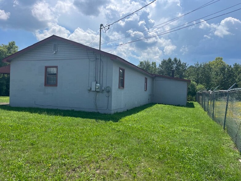 More Photos Of 2020 Crutchfield St, Chattanooga Industrial For Sale