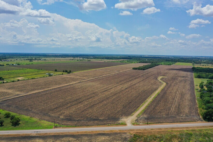 More Photos Of 1210 Darst Road, Beasley Land For Sale