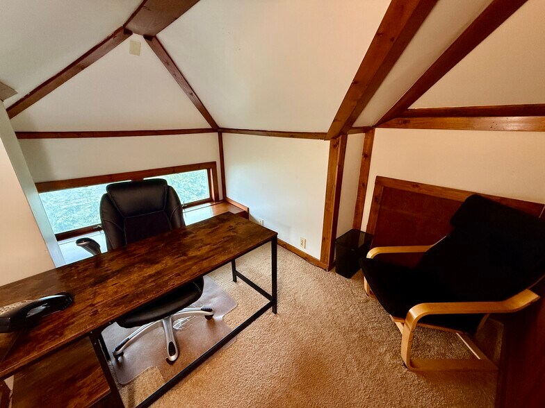 More Photos Of 1 Washington Dr, White House Station Coworking Space