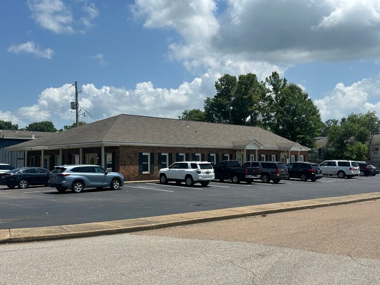 More Photos Of 4797-4803 Cuba-Millington Rd, Millington Medical For Lease
