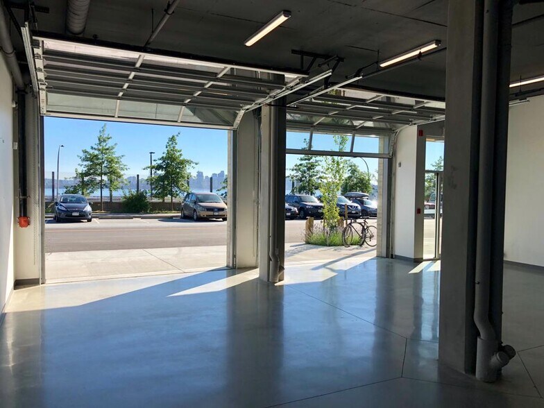 More Photos Of 370 Esplanade E, North Vancouver Warehouse For Sale