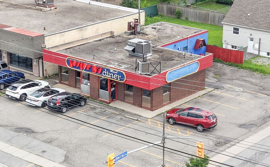 More Photos Of 144 Hartzel Rd, St Catharines Restaurant For Sale