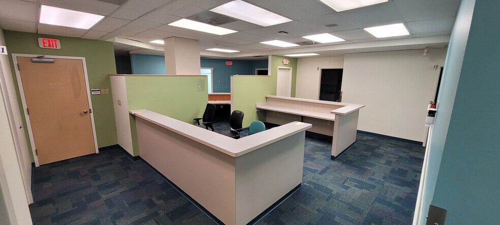 More Photos Of 11709 Lorain Ave, Cleveland Medical For Lease