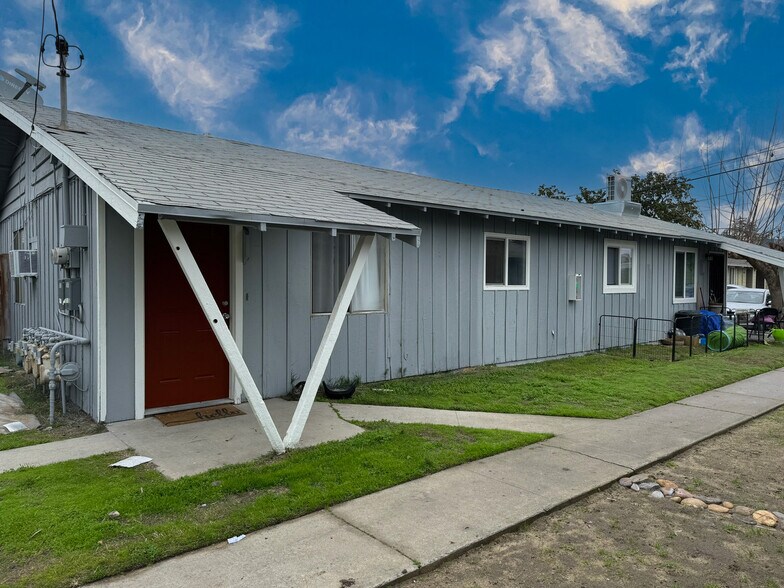 More Photos Of 6860 Walnut Ave, Winton Apartments For Sale