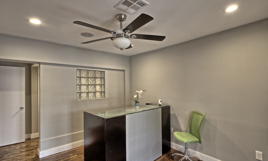 More Photos Of 131 W University Dr, Mesa Office Residential For Lease