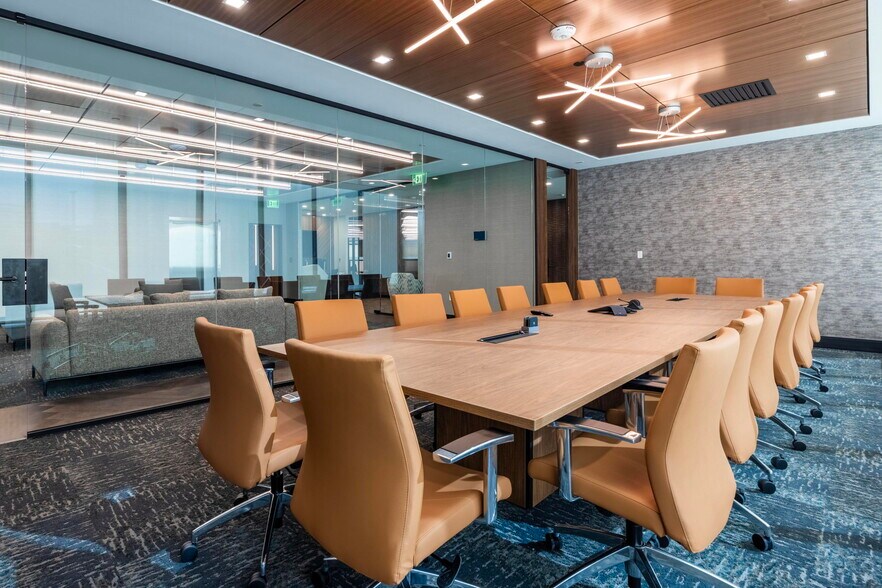 More Photos Of 333 S 6th St, Las Vegas Coworking Space