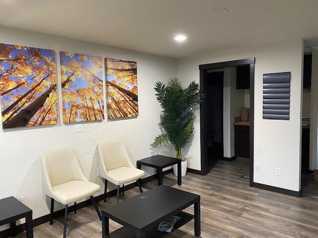 Primary Photo Of 30300 SW Parkway Ave, Wilsonville Medical For Lease